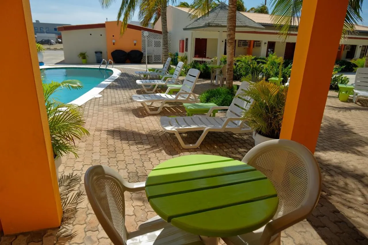 Aruba Quality Apartments & Suites Palm Beach Hotel