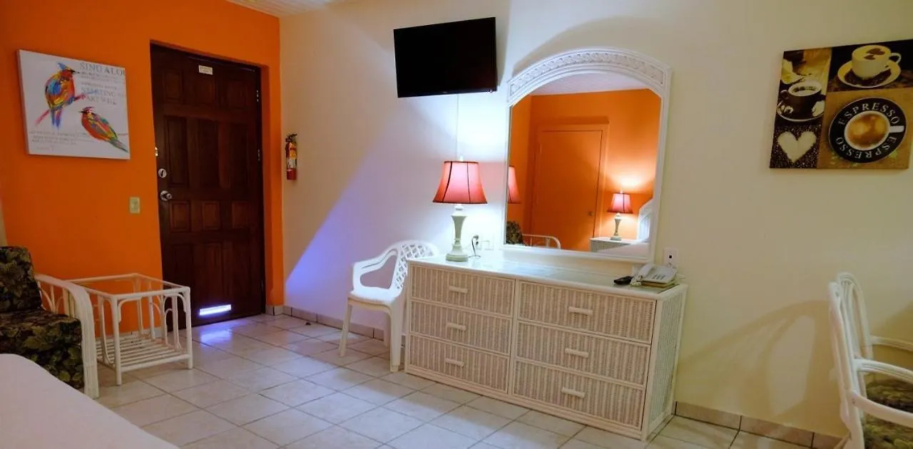 Aruba Quality Apartments & Suites Palm Beach Hotel